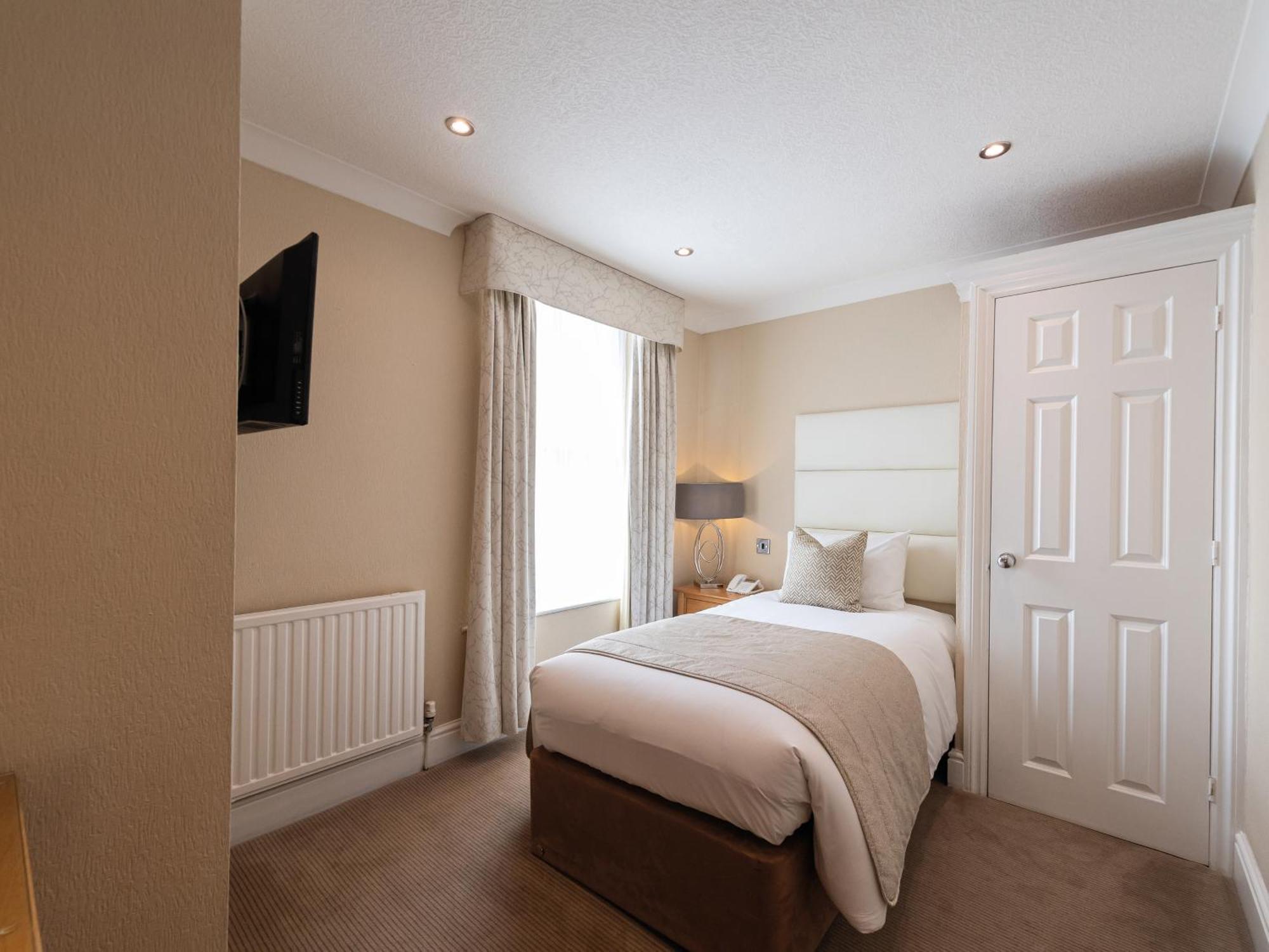 The Royal & Fortescue Hotel Barnstaple Zewnętrze zdjęcie